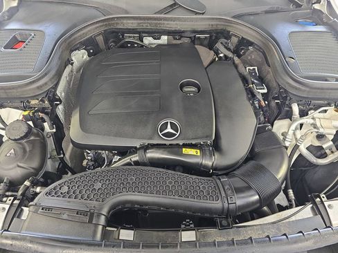 Certified 2022 Mercedes-Benz GLC 300 GLC 300 image 33