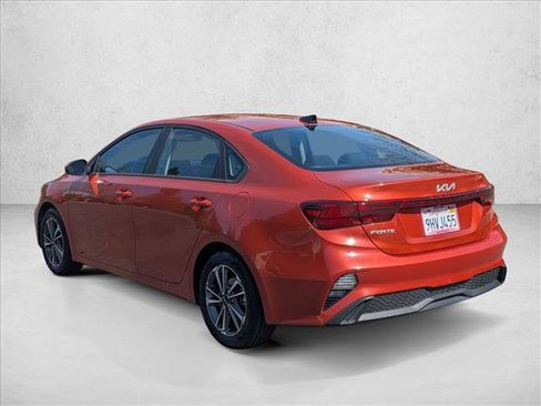 Used 2023 Kia Forte LXS w/ LXS Technology Package image 8