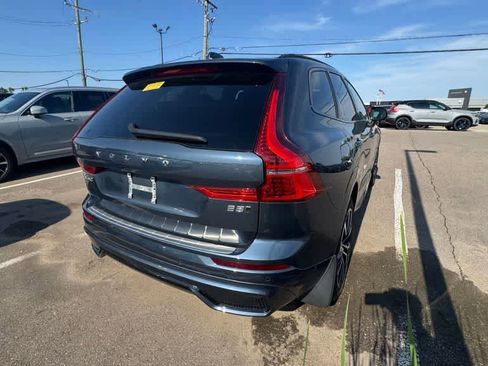 Used 2024 Volvo XC60 B5 Plus w/ Protection Package Premier AWD/4WD image 5