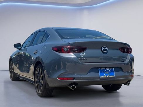 Certified 2025 MAZDA MAZDA3 s AWD/4WD image 6