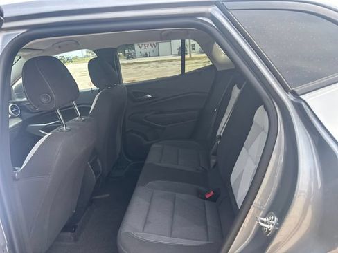 Used 2026 Chevrolet Trax LS FWD image 10