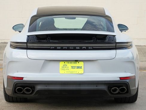 Used 2025 Porsche Panamera image 56