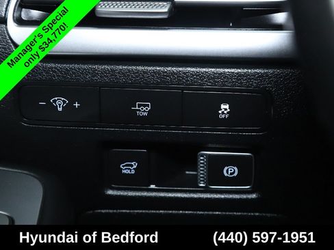 Used 2023 Hyundai Palisade Limited w/ Winter Package AWD/4WD image 32