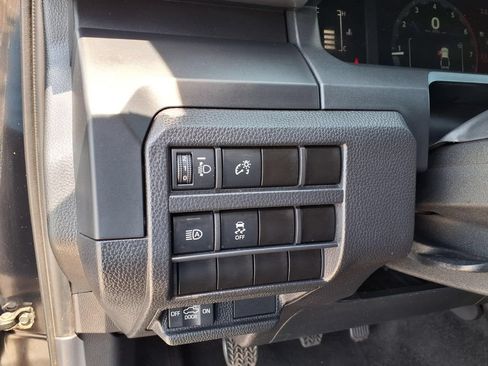 Used 2024 Toyota Tacoma SR AWD/4WD image 25