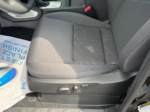 New 2026 Nissan Frontier SV RWD image 11