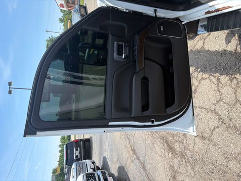 Used 2019 GMC Sierra 3500 Denali w/ Duramax Plus Package AWD/4WD image 12