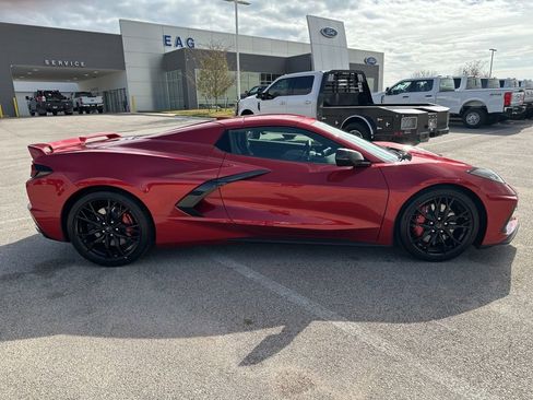 Used 2023 Chevrolet Corvette Stingray Premium Conv w/ Z51 Performance Package image 9