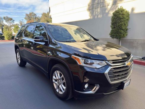 Used 2019 Chevrolet Traverse LT image 10
