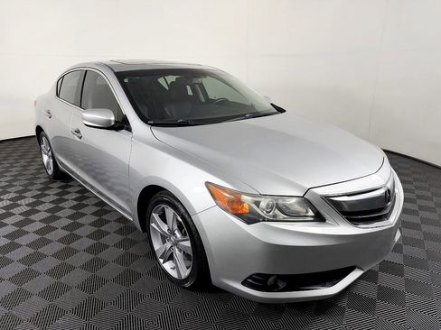 Used 2013 Acura ILX w/ Premium Package FWD image 6