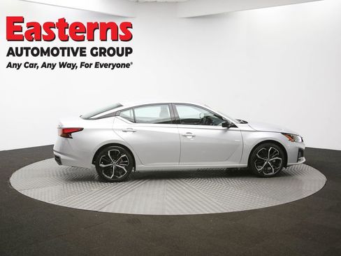 Used 2024 Nissan Altima 2.5 SR image 43