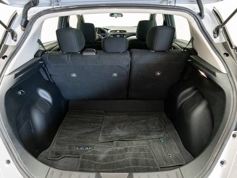 Used 2025 Nissan Leaf S FWD image 38