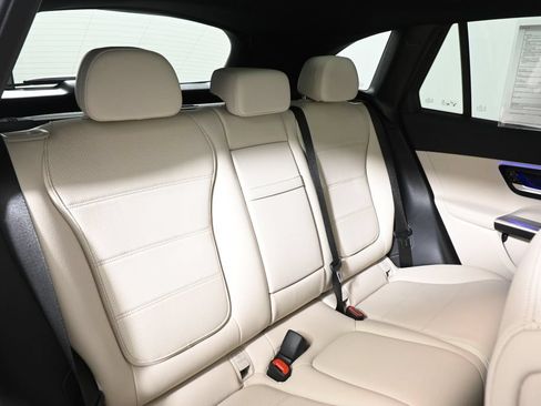 Certified 2026 Mercedes-Benz GLC 300 4MATIC image 34