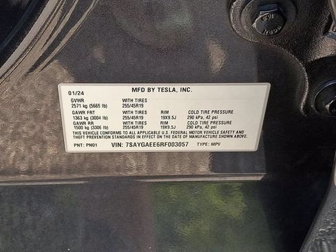 Used 2024 Tesla Model Y Long Range AWD/4WD image 30