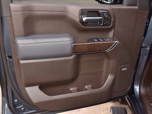 Used 2021 GMC Sierra 1500 Denali w/ Denali Ultimate Package image 36