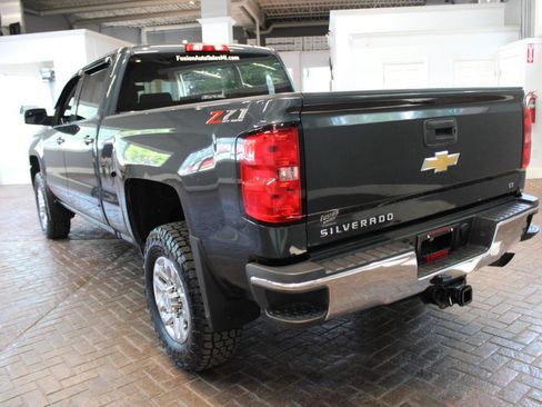 Used 2018 Chevrolet Silverado 2500 LT w/ LT Convenience Package AWD/4WD image 4