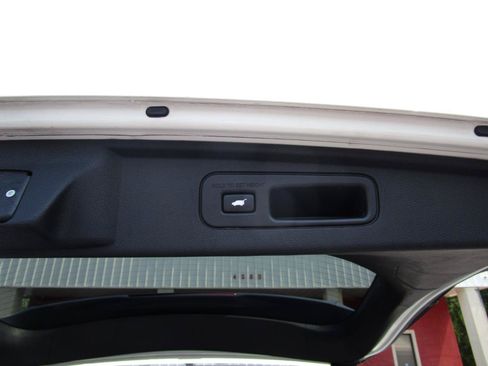 Used 2018 Honda Odyssey EX-L image 26