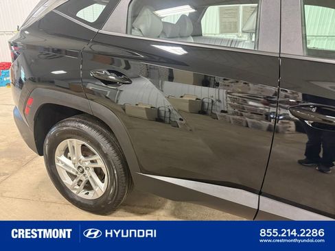 Used 2025 Hyundai Tucson SE AWD/4WD image 39