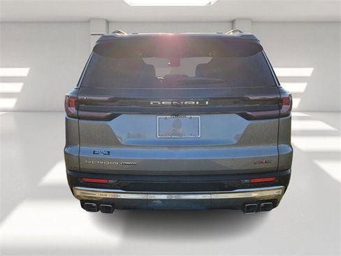 New 2026 GMC Acadia Denali w/ Super Cruise Package image 4