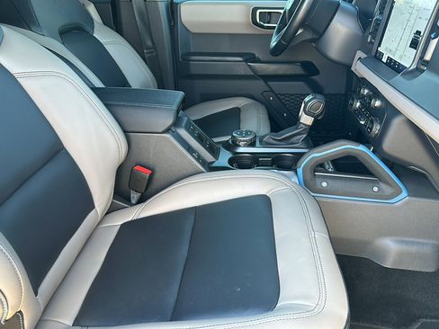 Used 2024 Ford Bronco Wildtrak image 22