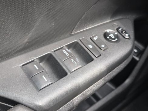 Used 2019 Honda Civic Sport image 9