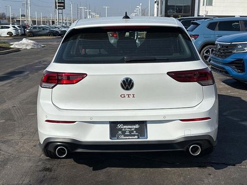 New 2026 Volkswagen GTI SE image 3