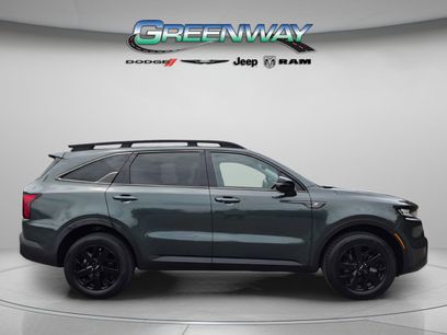Used 2022 Kia Sorento S w/ Panoramic Sunroof Package