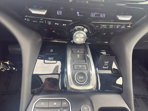 Certified 2023 Acura MDX FWD image 24