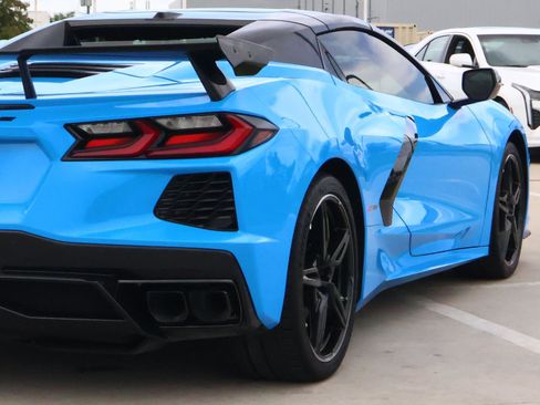 Used 2025 Chevrolet Corvette Stingray Preferred Conv w/ Z51 Performance Package RWD image 10