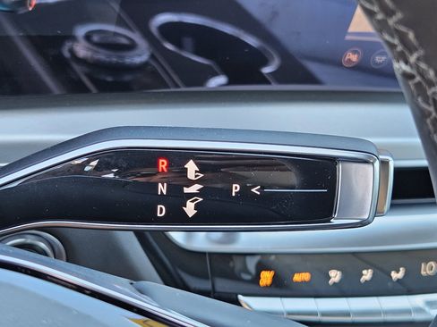 New 2025 Cadillac Lyriq Luxury image 30