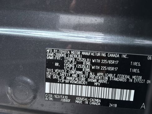 Used 2025 Toyota RAV4 XLE image 27