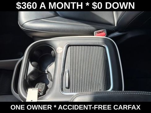 Used 2023 Chrysler Pacifica Touring-L FWD image 27