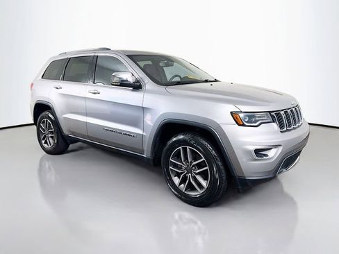 Used 2019 Jeep Grand Cherokee Limited w/ Luxury Group II image 25