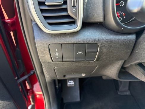 Used 2021 Kia Sportage LX AWD/4WD image 18