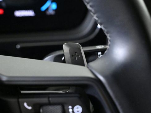 Used 2024 Porsche Cayenne image 24