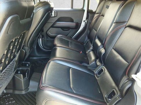 Used 2020 Jeep Gladiator Rubicon AWD/4WD image 18