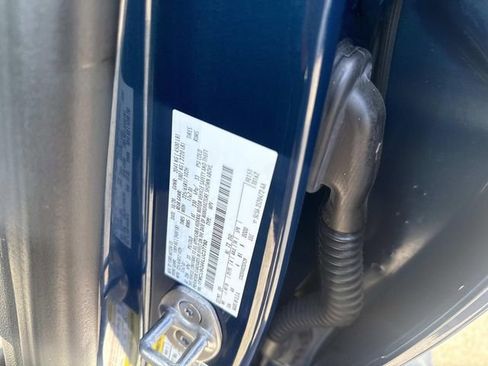 Used 2020 Ford Escape SE image 20