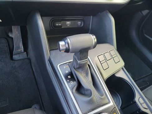 Used 2025 Kia Sportage LX FWD image 23