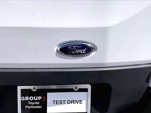 Used 2023 Ford Transit 350 XLT RWD image 31