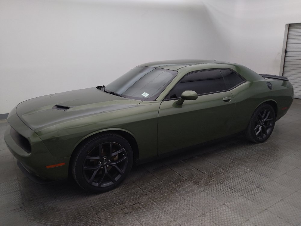 Used 2021 Dodge Challenger SXT w/ Blacktop Package RWD image 2