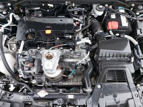 Used 2023 Honda Civic Sport image 31