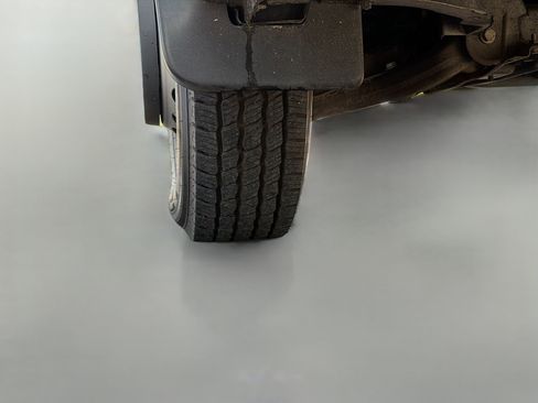 Used 2023 Mercedes-Benz Sprinter 3500 image 34