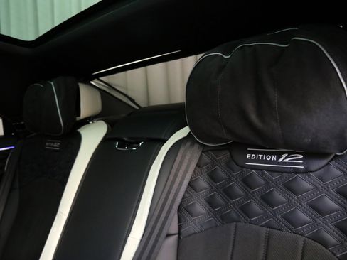 Used 2024 Bentley Flying Spur W12 image 34