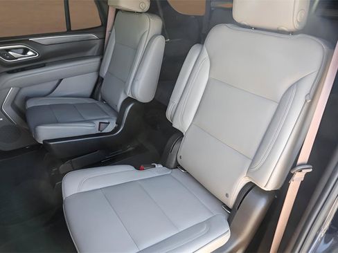 Used 2021 GMC Yukon SLT w/ SLT Luxury Plus Package image 23