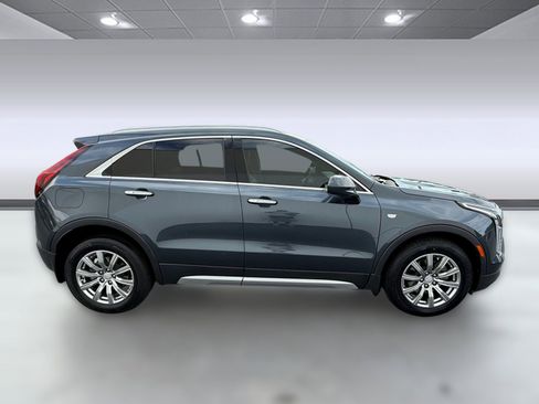 Used 2020 Cadillac XT4 Premium Luxury w/ Driver Awareness Package image 8