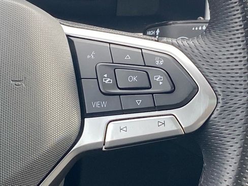 Used 2022 Volkswagen Atlas Cross Sport SEL R-Line image 7