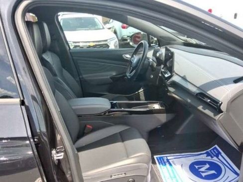 Used 2023 Volkswagen ID.4 Pro S AWD/4WD image 2