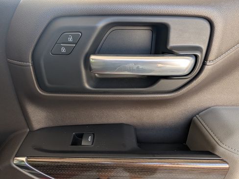 Used 2019 Chevrolet Silverado 1500 LT w/ All-Star Edition RWD image 21