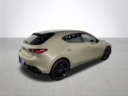 Used 2025 MAZDA MAZDA3 Carbon AWD/4WD image 6
