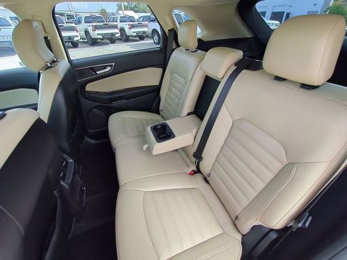 Used 2017 Ford Edge SEL w/ Equipment Group 201A image 14