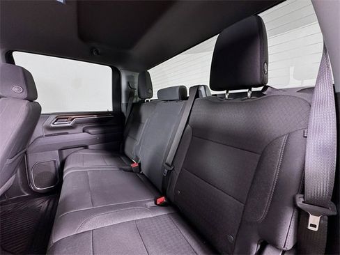 Used 2025 Chevrolet Silverado 2500 LT w/ Convenience Package image 22